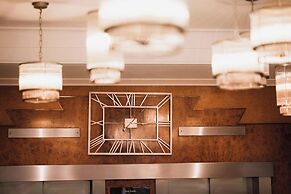 Tavistock Hotel