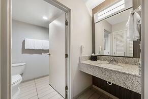 Comfort Inn & Suites Bethlehem Lehigh Valley Airport