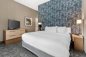 Comfort Inn & Suites Bethlehem Lehigh Valley Airport