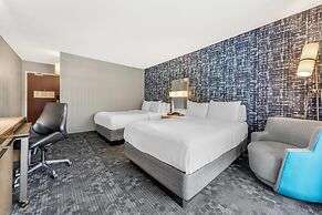 Comfort Inn & Suites Bethlehem Lehigh Valley Airport