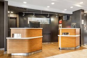 Comfort Inn & Suites Bethlehem Lehigh Valley Airport