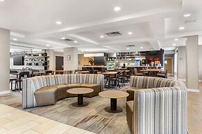 Comfort Inn & Suites Bethlehem Lehigh Valley Airport