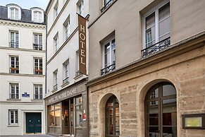 Hotel De Notre Dame Maître Albert