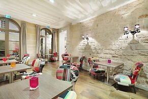 Hotel De Notre Dame Maître Albert
