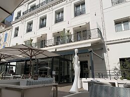Hôtel Le Canberra