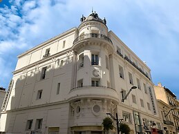 Hôtel Le Canberra