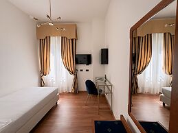 Rechigi Park Hotel