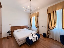 Rechigi Park Hotel