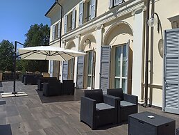 Rechigi Park Hotel