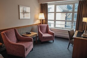 Home Hotel With
