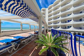 Hotel Playa Victoria