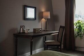 Home Hotel Uman