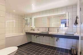 Home Hotel Uman