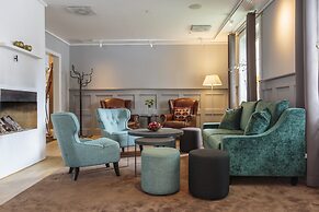 Home Hotel Uman