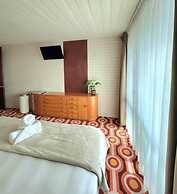 Indian Ocean Hotel