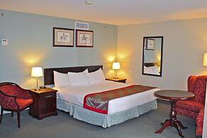 Harrison Lake Hotel
