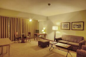 Sol de Oro Hotel & Suites