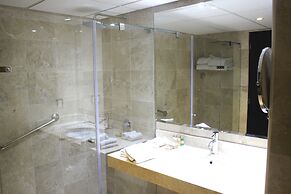 Sol de Oro Hotel & Suites