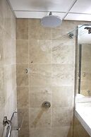 Sol de Oro Hotel & Suites