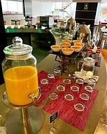 Sol de Oro Hotel & Suites