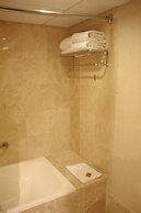 Sol de Oro Hotel & Suites