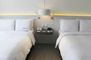 Sol de Oro Hotel & Suites