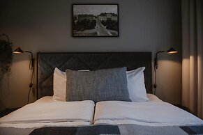Home Hotel Post