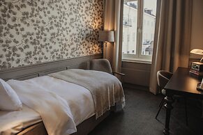 Home Hotel Post