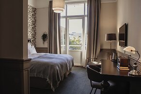 Home Hotel Post
