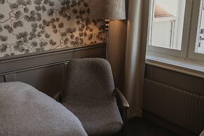 Home Hotel Post