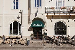 Home Hotel Post