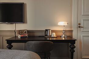 Home Hotel Post