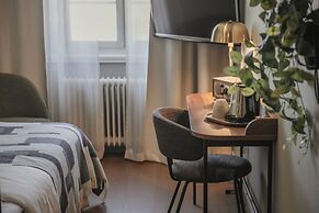 Home Hotel Post