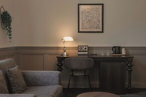 Home Hotel Post