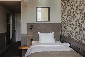 Home Hotel Post