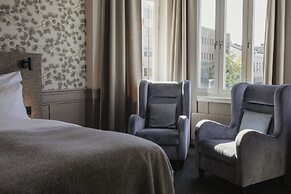 Home Hotel Post