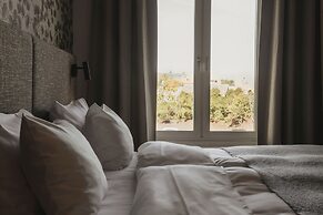 Home Hotel Post