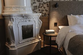 Home Hotel Post