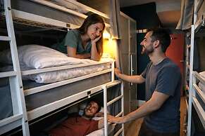 Smart Hyde Park View - Hostel