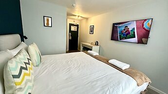 Smart Hyde Park View - Hostel