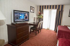 Hampton Falls Inn