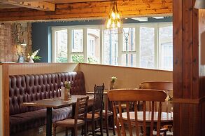 The Fieldhead Hotel by Greene King Inns