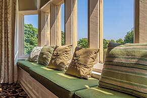 Hollins Hall Hotel, Spa & Golf