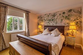 Hollins Hall Hotel, Spa & Golf