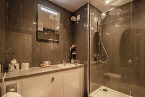 Hollins Hall Hotel, Spa & Golf