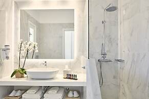 Archipelagos Hotel