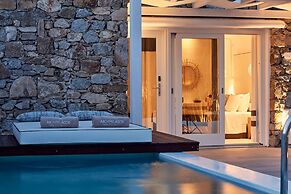 Archipelagos Hotel