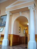 Opera Hotel
