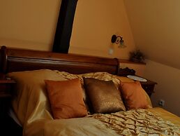 Opera Hotel
