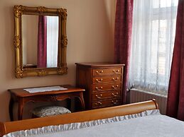 Opera Hotel